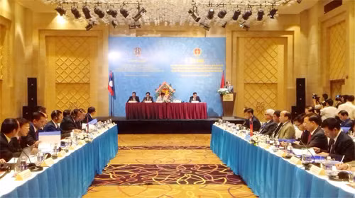 Quang cảnh hội nghị.