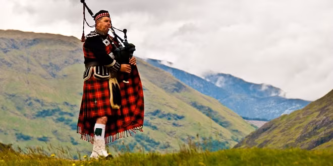 Trang phục truyền thống của đàn ông Scotland.