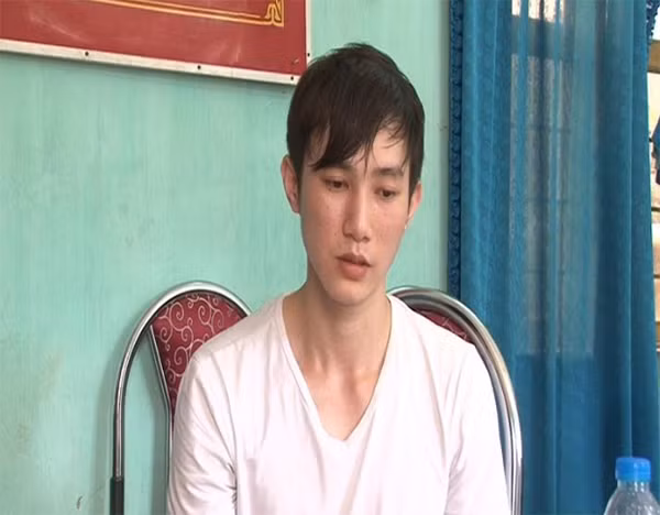 Lý Gia Kỳ.