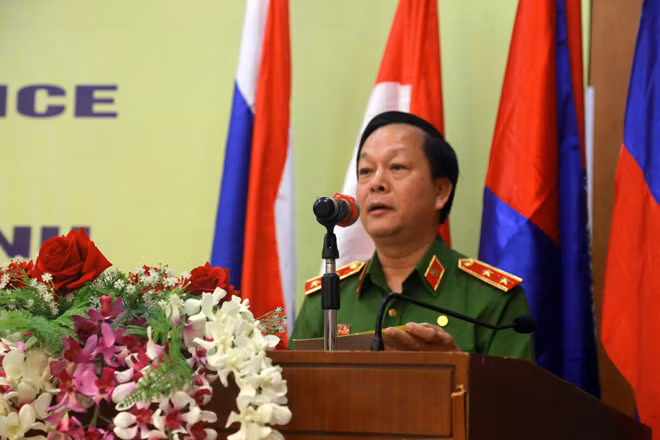 GS.TS Nguyễn Xuân Yêm - Giám đốc Học viện Cảnh sát nhân dân phát biểu.