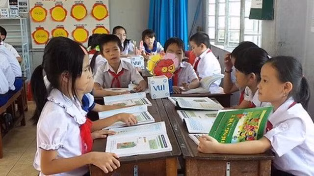 Bộ GD & ĐT sẽ tổ chức thẩm định SGK lớp 1 để có được sản phẩm tốt nhất đến người học.