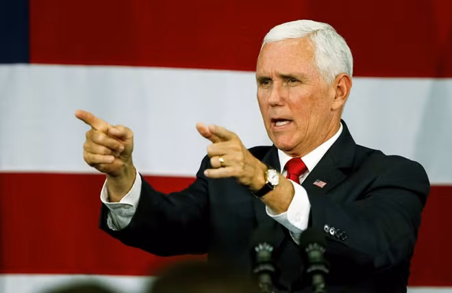 Phó Tổng tống Mike Pence phát biểu ngày 4-10.