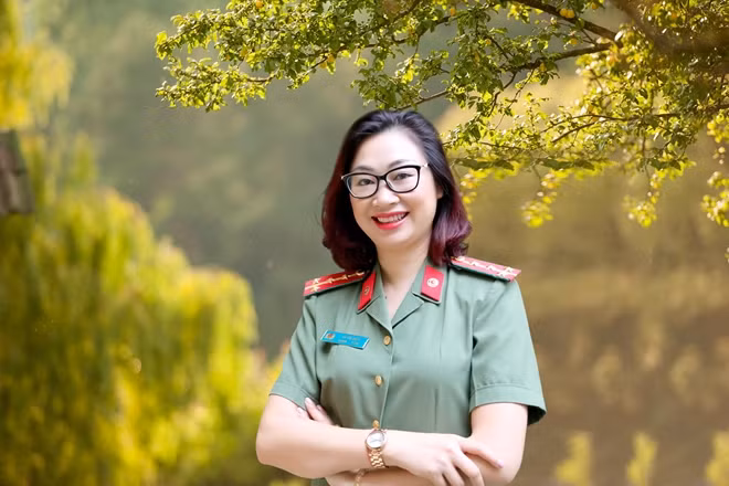 Nhà báo Lò Anh Hiếu.