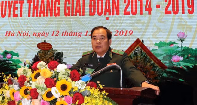 : Trung tướng Hoàng Xuân Chiến, Ủy viên Trung ương Đảng, Ủy viên Quân ủy Trung ương, Tư lệnh BĐBP phát biểu tại đại hội.