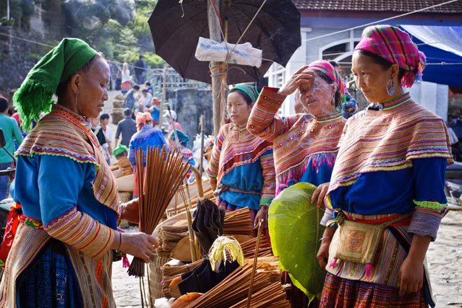 Chợ tết ở vùng cao Bắc Hà, Lào Cao. Ảnh: Nguyễn Đình Lâm. Chợ tết ở vùng cao Bắc Hà, Lào Cao. Ảnh: Nguyễn Đình Lâm.