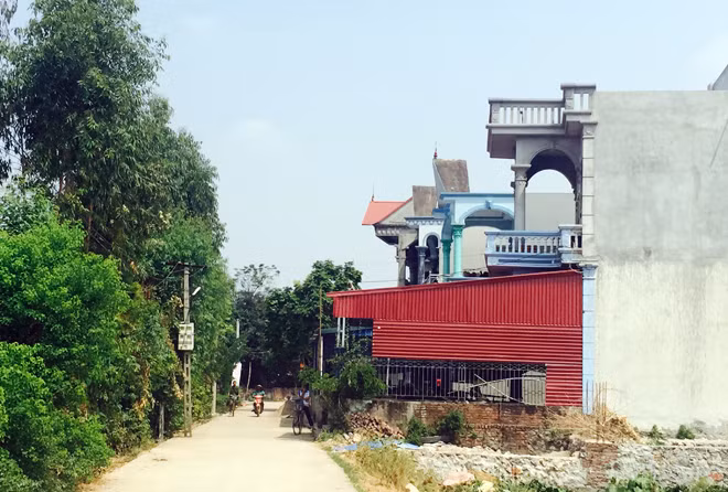 Đất ở khu vực Gốc Vừng đã xây nhà kiên cố.