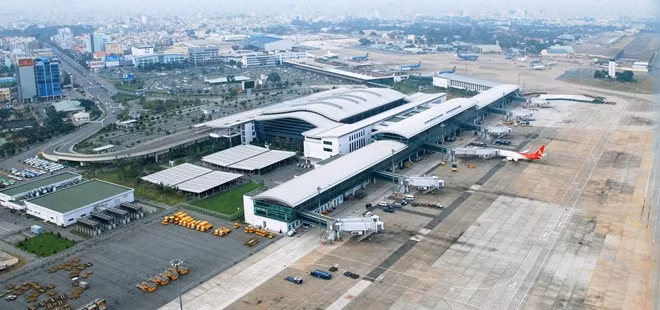 Thủ tướng yêu cầu trong tháng 3, Bộ GTVT phải báo cáo Thường trực Chính phủ phương án mở rộng sân bay Tân Sơn Nhất.