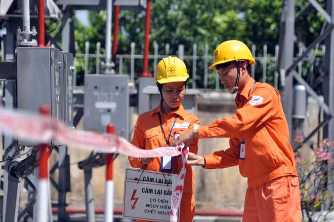 Việc quản lý thị trường điện vẫn còn nhiều bất cập.