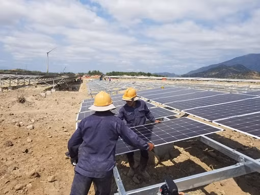 Nỗi lo giảm phát của các nhà máy điện gió, điện mặt trời ảnh 2