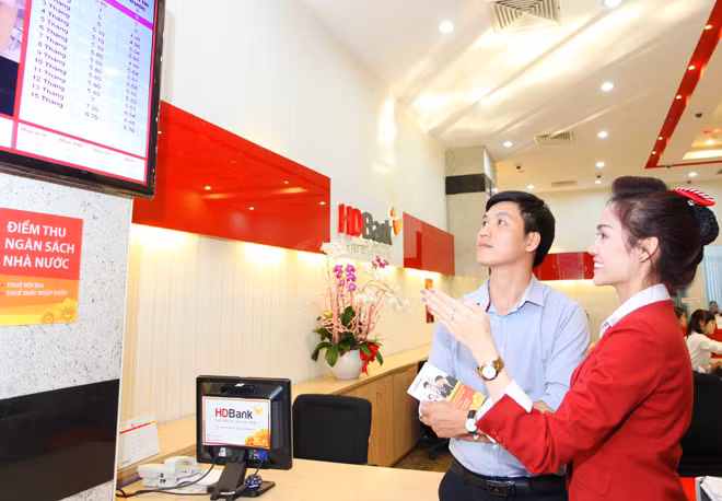 Lãi suất đang chịu sức ép từ lạm phát.