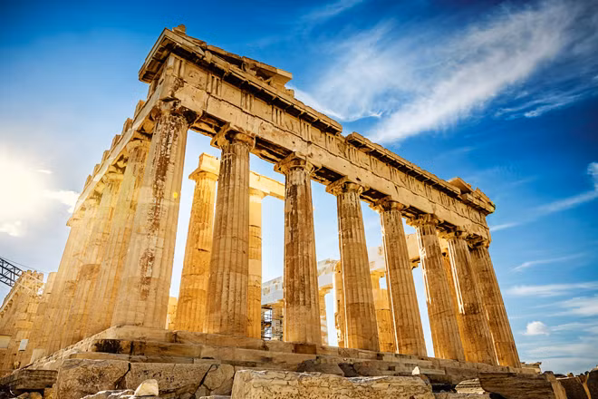 Ðền Parthenon, một công trình xây dựng bằng hệ thống thuế tự nguyện. Ðền Parthenon, một công trình xây dựng bằng hệ thống thuế tự nguyện.