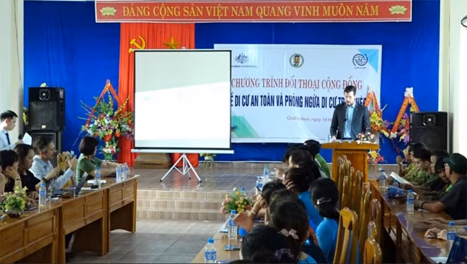Các chuyên gia giải đáp một số thắc mắc của người dân.