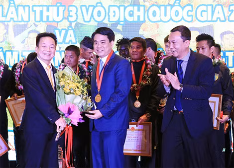 Hà Nội T&T đổi tên thành CLB bóng đá Hà Nội
