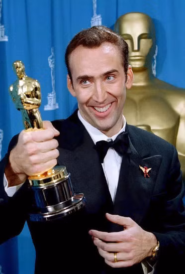 Nicolas Cage đã giành được giải Oscar diễn viên xuất sắc nhất cho vai diễn của anh trong phim Leaving Las Vegas (1995).