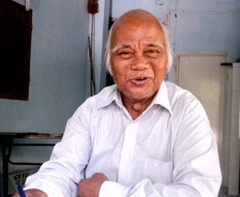Nhà thơ, nhà nghiên cứu văn hóa dân gian Ka Sô Liễng.