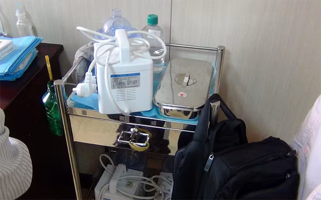 Những loại máy móc không có trong danh mục thiết bị y tế chuyên khoa của BV Việt Nam nhưng được quảng cáo tại phòng khám Trung Quốc.
