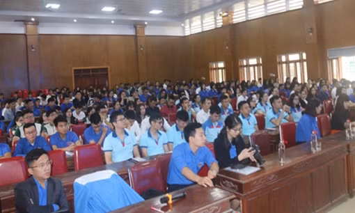 Đẩy mạnh công tác tuyên truyền về chính sách BHXH, BHYT ảnh 3