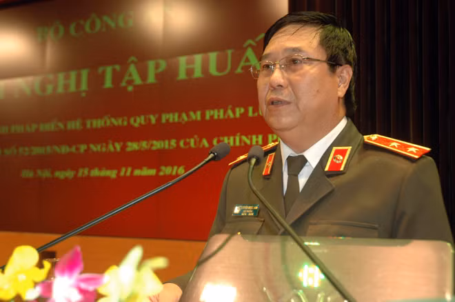 Trung tướng Nguyễn Ngọc Anh phát biểu tại Hội nghị tập huấn. Trung tướng Nguyễn Ngọc Anh phát biểu tại Hội nghị tập huấn.