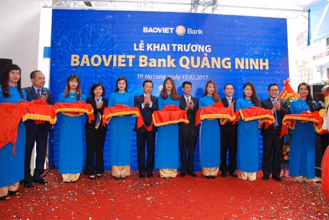Lễ cắt băng khai trương Chi nhánh BVB Quảng Ninh.