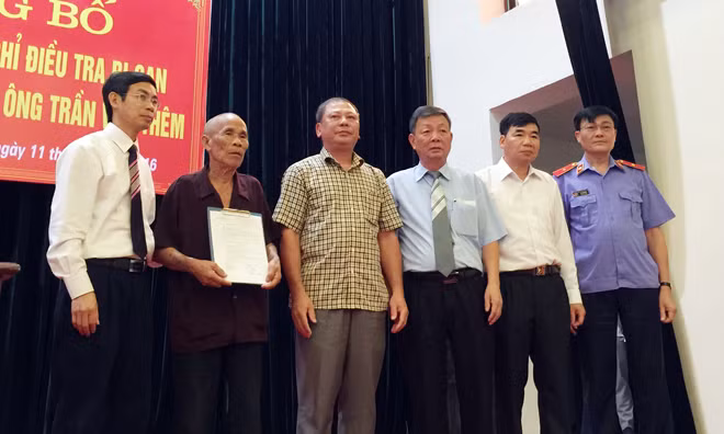 Đại liên ngành tư pháp trung ương tại buổi xin lỗi công khai đối với cụ Trần Văn Thêm ngày 11-8-2017.