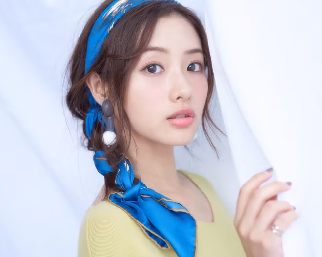 "Tôi luôn mơ ước trở thành diễn viên và có thể tự tin tỏa sáng trước ống kính. Từ nhỏ, tôi đã hy vọng mình phải thật đẹp, thành công và rực sáng".