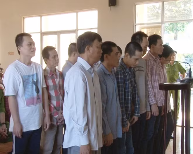 Nhóm trộm cắp xe máy liên tỉnh bị Công an tỉnh Bạc Liêu triệt phá, đã ra tòa lĩnh án.