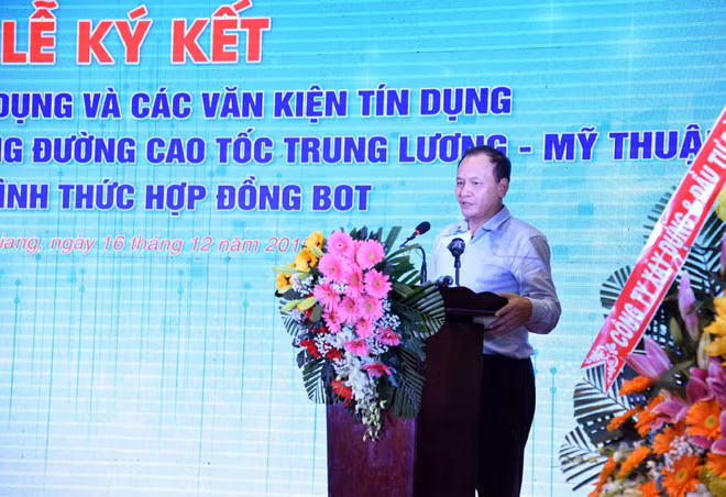 Ông Nguyễn Nhật - Thứ trưởng Bộ GTVT phát biểu tại Lễ ký kết.