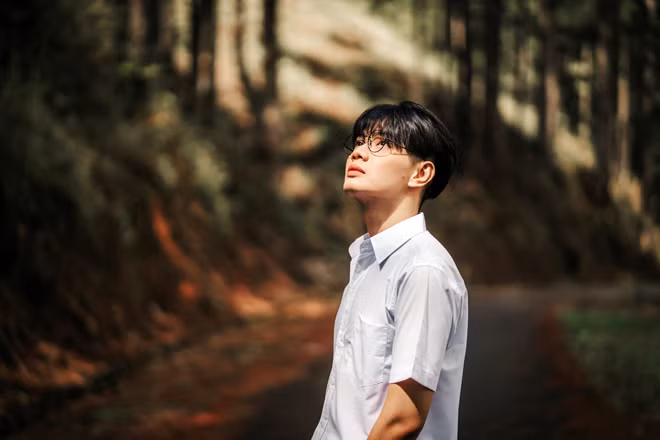 Cái tên Ðào Bá Lộc “nóng” trên các trang báo mạng những ngày gần đây sau khi chia sẻ gây sốc về mối tình đồng tính với một diễn viên hài, MC hàng đầu showbiz. Cái tên Ðào Bá Lộc “nóng” trên các trang báo mạng những ngày gần đây sau khi chia sẻ gây sốc về mối tình đồng tính với một diễn viên hài, MC hàng đầu showbiz.