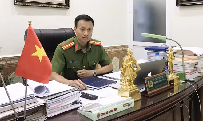 Thiếu tá Đào Mạnh Cường, Trưởng Công an phường Láng Hạ, quận Đống Đa, TP Hà Nội.