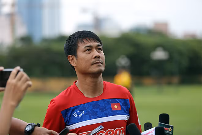 HLV Nguyễn Hữu Thắng chia sẻ nhiều suy nghĩ trước thềm SEA Games.