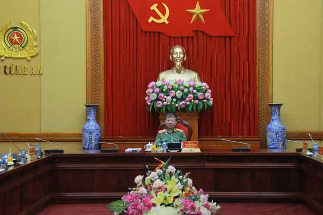 Bộ trưởng Tô Lâm dự buổi làm việc.
