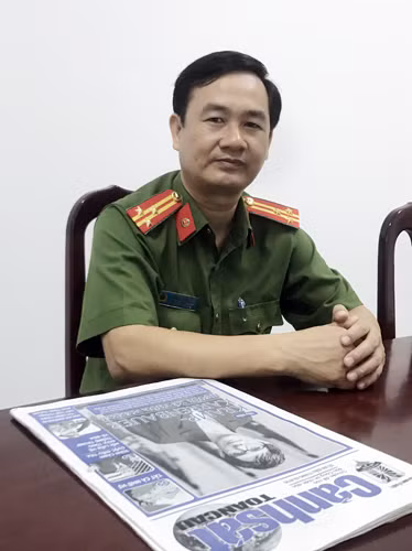 Thượng tá Ðặng Văn Hồng, Trưởng phòng Cảnh sát Hình sự , Công an tỉnh Bà Rịa - Vũng Tàu. Thượng tá Ðặng Văn Hồng, Trưởng phòng Cảnh sát Hình sự , Công an tỉnh Bà Rịa - Vũng Tàu.