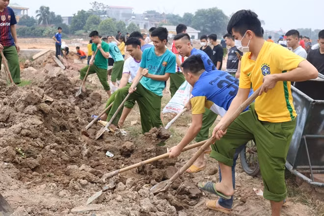 Những chuyến “ba cùng với dân” giúp các học viên cảnh sát trưởng thành về mọi mặt.