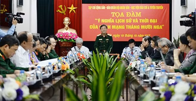 Toàn cảnh buổi toạ đàm.