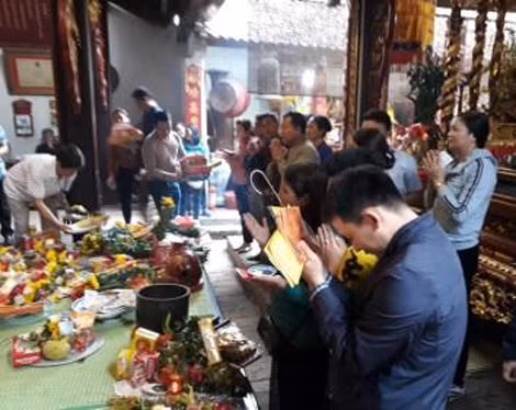 Đến thời điểm hiện tại, lá ấn đền Trần vẫn được nhiều người tin sẽ đem lại may mắn trong việc thăng quan, tiến chức.