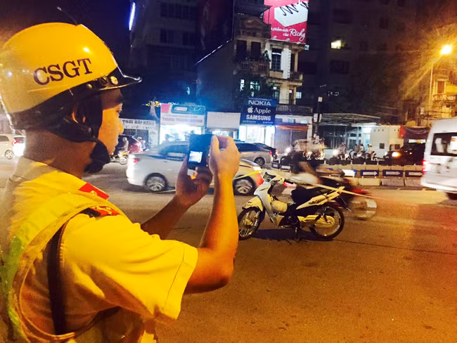 Những chiếc camera giám sát đã phát huy hiệu quả ngay trong những ngày đầu tiên thí điểm sử dụng.