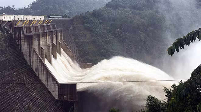 Việc vận hành xả lũ của các thủy điện tại Quảng Nam đang tồn tại nhiều bất cập.