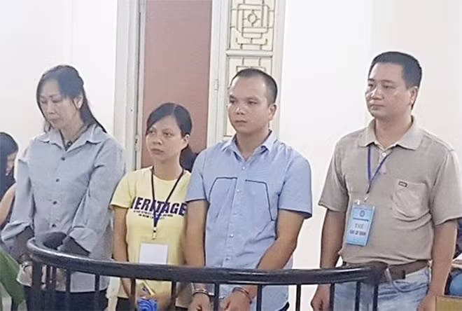 Các bị cáo tại phiên xử. Các bị cáo tại phiên xử.