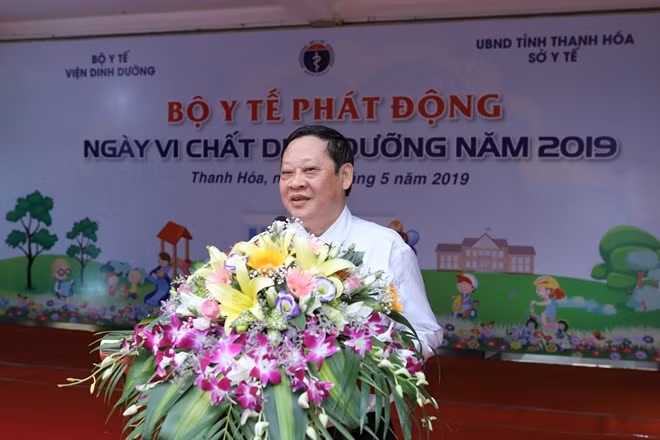 Phát biểu tại Lễ phát động Ngày vi chất Dinh dưỡng năm 2019, Thứ trưởng Bộ Y tế Nguyễn Viết Tiến mong muốn các tổ chức và toàn xã hội cùng chung tay và quan tâm tới việc bổ sung vi chất cho trẻ em.
