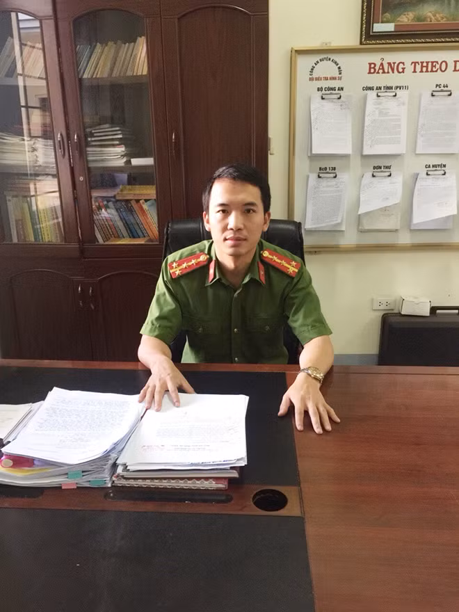 Đại úy Nguyễn Văn Đức, Đội trưởng Đội Cảnh sát Hình sự Công an huyện Kinh Môn.