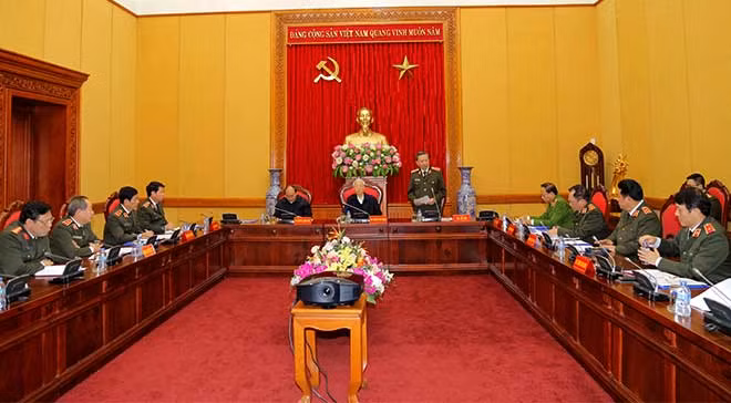 Toàn cảnh phiên họp.