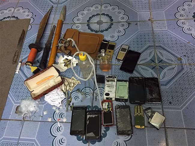 Tang vật vụ án.