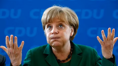 Thủ tưởng Đức Angela Mekel bắng tiếng về việc cho Hy Lạp rời khỏi Eurozone.