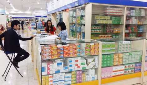 Các quầy kinh doanh thuốc tại Trung tâm Hapulico nếu bị phát hiện kinh doanh thuốc, TPCN giả sẽ phải chấm dứt hợp đồng.