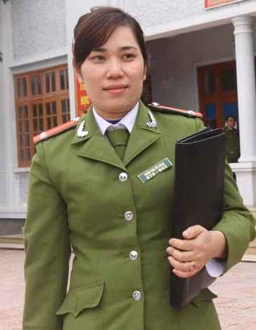 Trung úy Trần Thị Tố Loan.