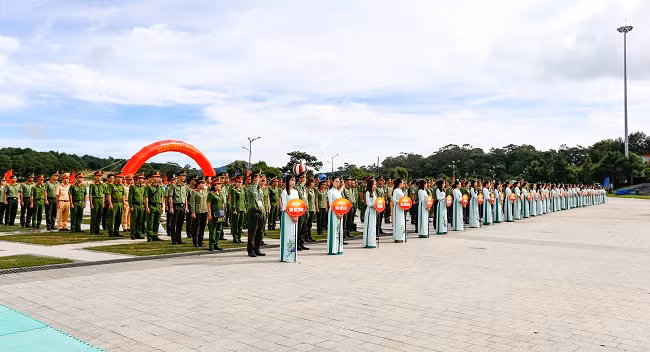 Hội thi có sự tham gia của 37 đoàn đến từ Công an các tỉnh, thành từ Nghệ An trở vào