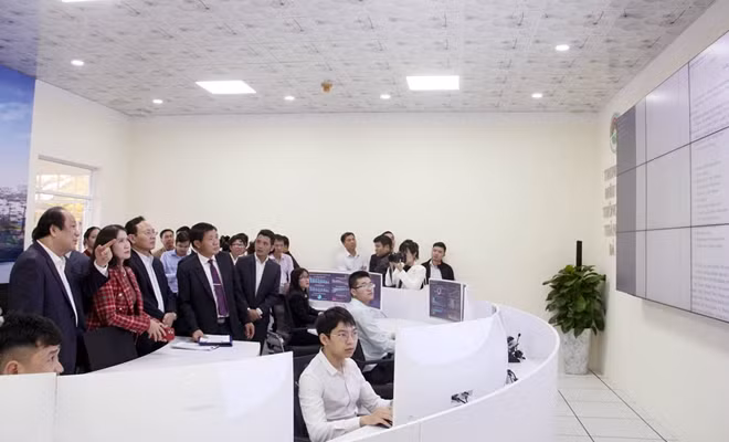 Tổ công tác của Thủ tướng Chính phủ thăm Trung tâm điều hành thành phố thông minh Đà Lạt