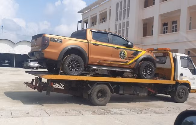 Xe ôtô Đàm Quang Minh điều khiển gây tai nạn chết người rồi bỏ trốn Xe ôtô Đàm Quang Minh điều khiển gây tai nạn chết người rồi bỏ trốn