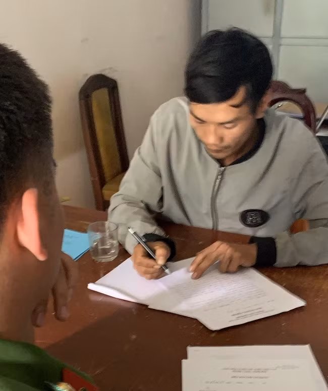 Một trong ba đối tượng đã bị Công an huyện Lâm Hà tạm giữ