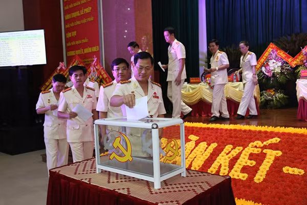 Tiến hành bầu cử BCH nhiệm kỳ 2015-2020. Tiến hành bầu cử BCH nhiệm kỳ 2015-2020.